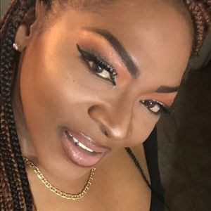 Meet your Posher, Lashunna